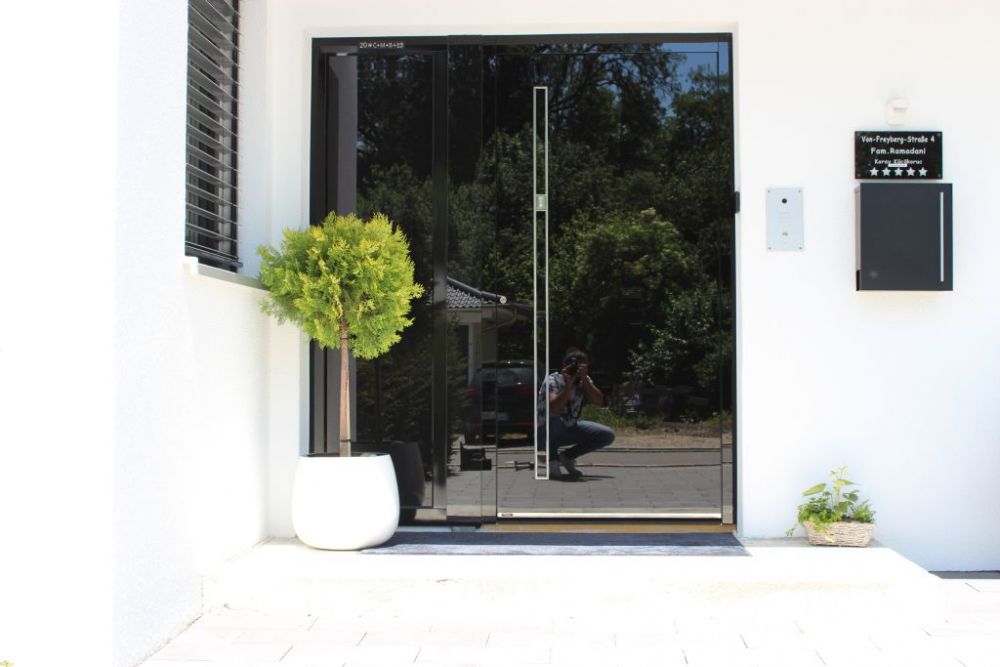 haustuere_von_riedmayer